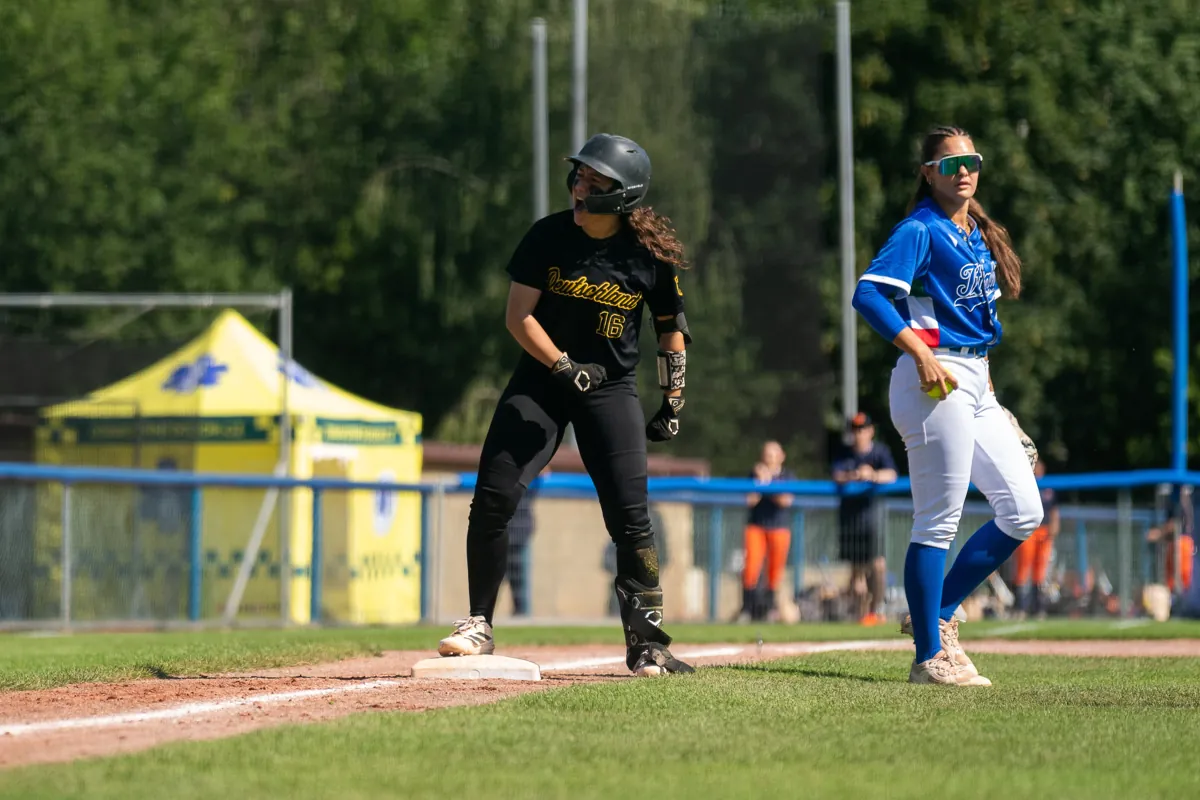 Jana Sistig an der Base, U22-Europameisterschaft Ostrava, 22. Juli 2026.